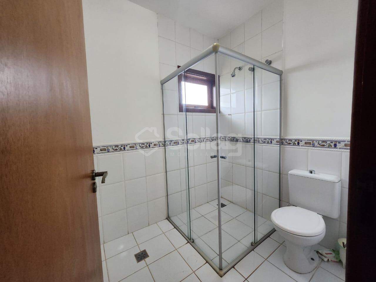 Casa em condomínio à venda no Condomínio Delle Stelle: 