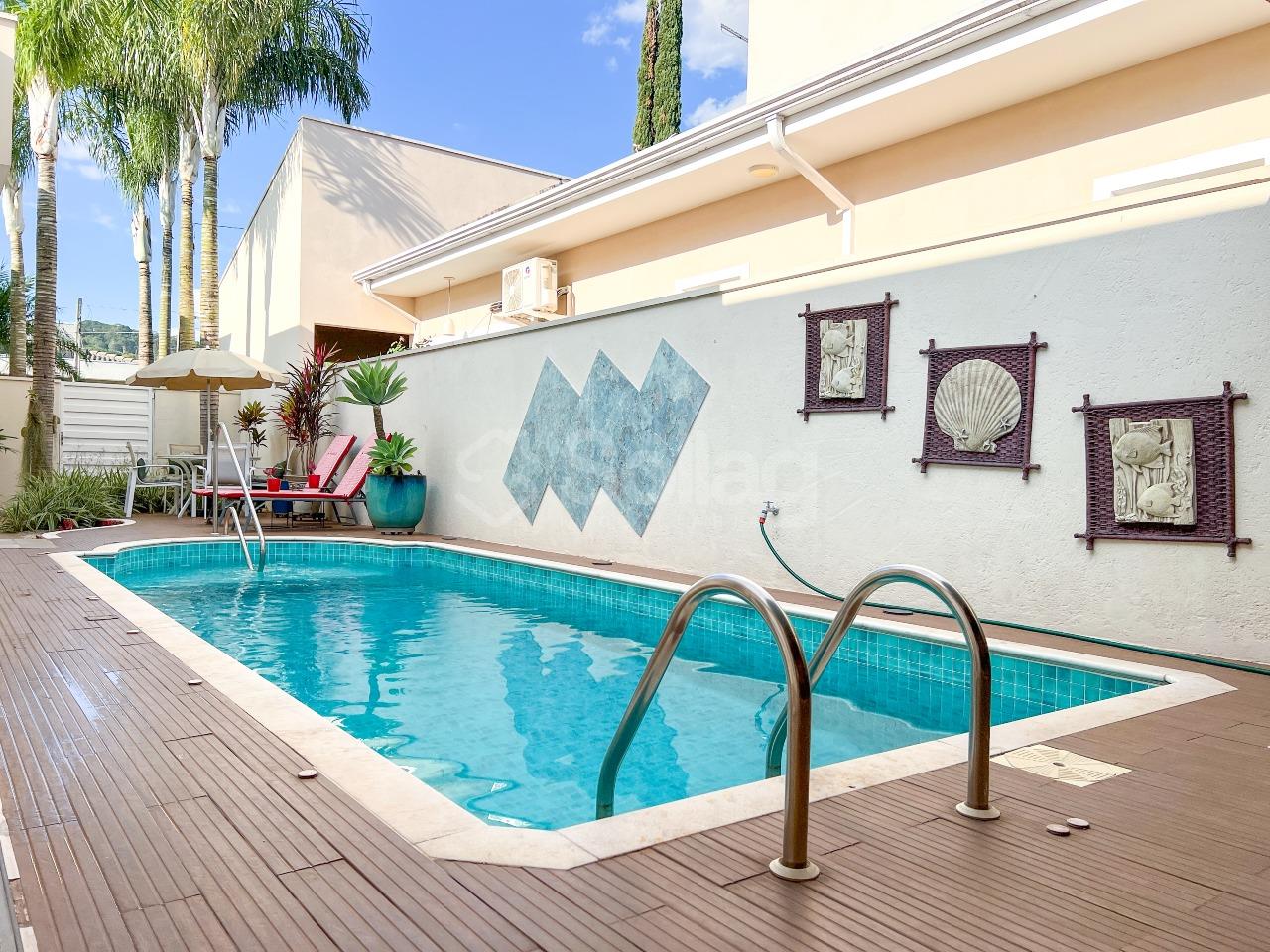 Casa em condomínio à venda no Condomínio Jardim das Palmeiras: 