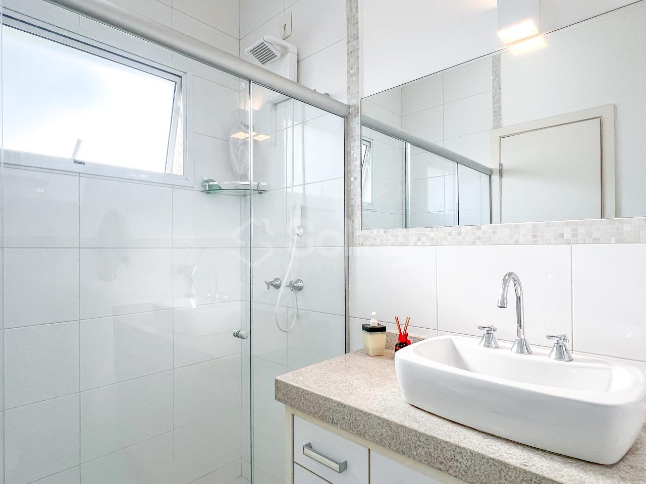 Casa em condomínio à venda no Condomínio Jardim das Palmeiras: 