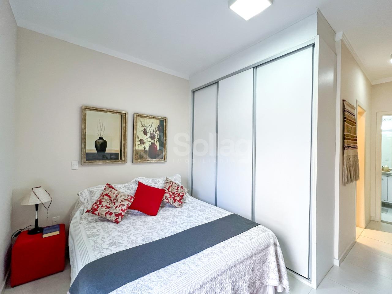 Casa em condomínio à venda no Condomínio Jardim das Palmeiras: 