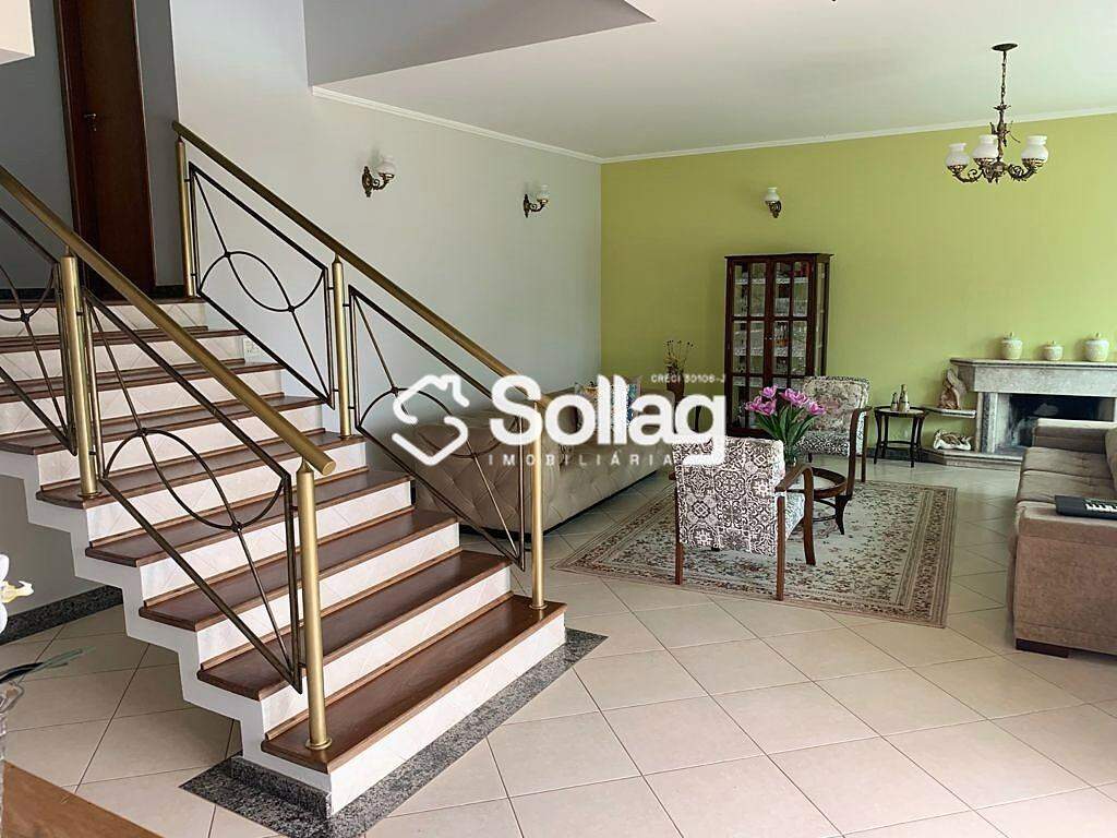 Casa em condomínio à venda no Condomínio Vila Hípica I: 