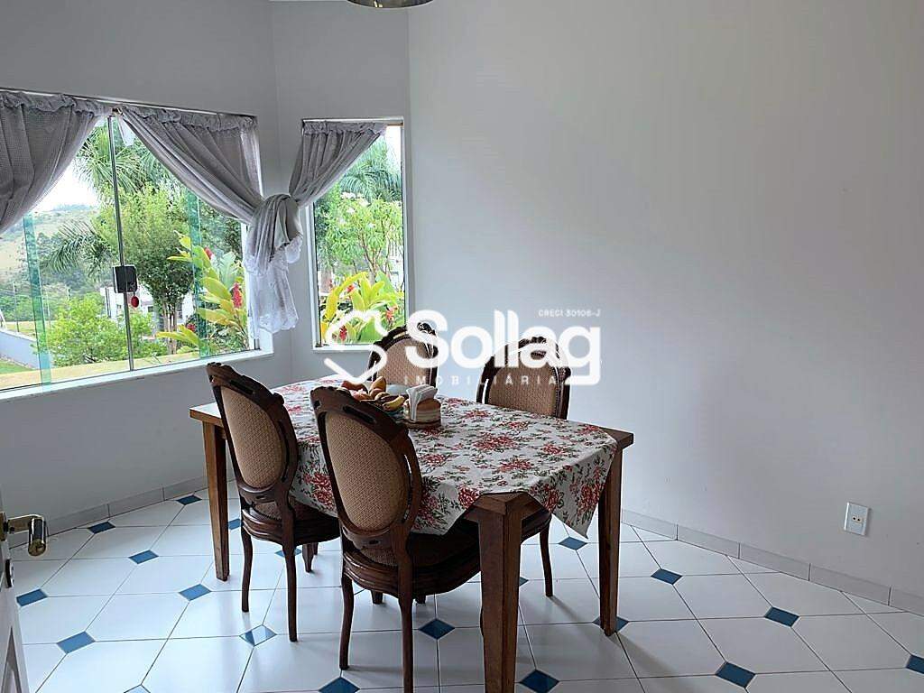 Casa em condomínio à venda no Condomínio Vila Hípica I: 