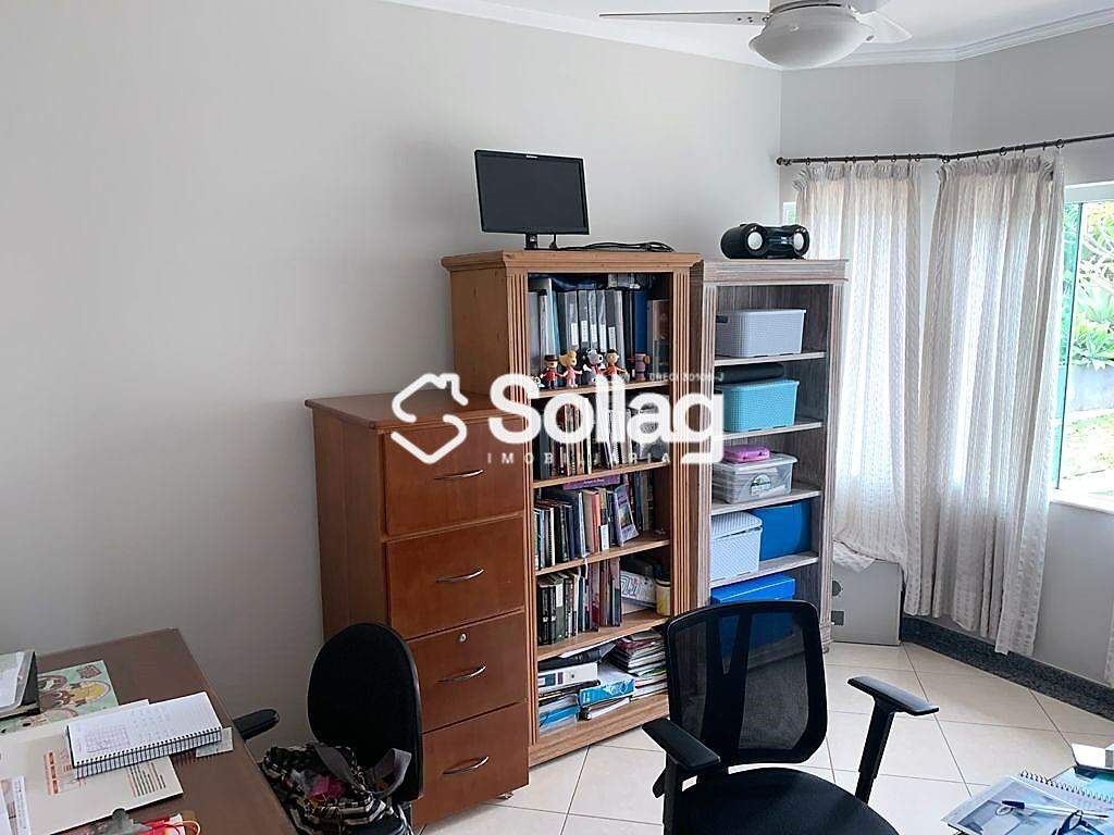 Casa em condomínio à venda no Condomínio Vila Hípica I: 