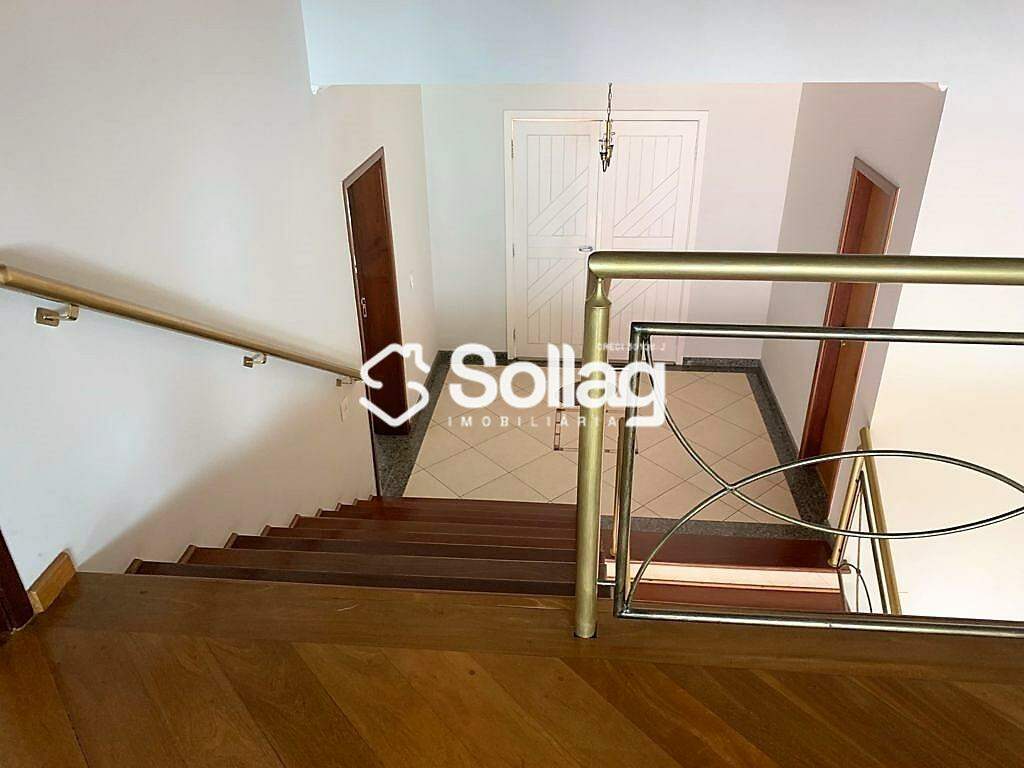 Casa em condomínio à venda no Condomínio Vila Hípica I: 