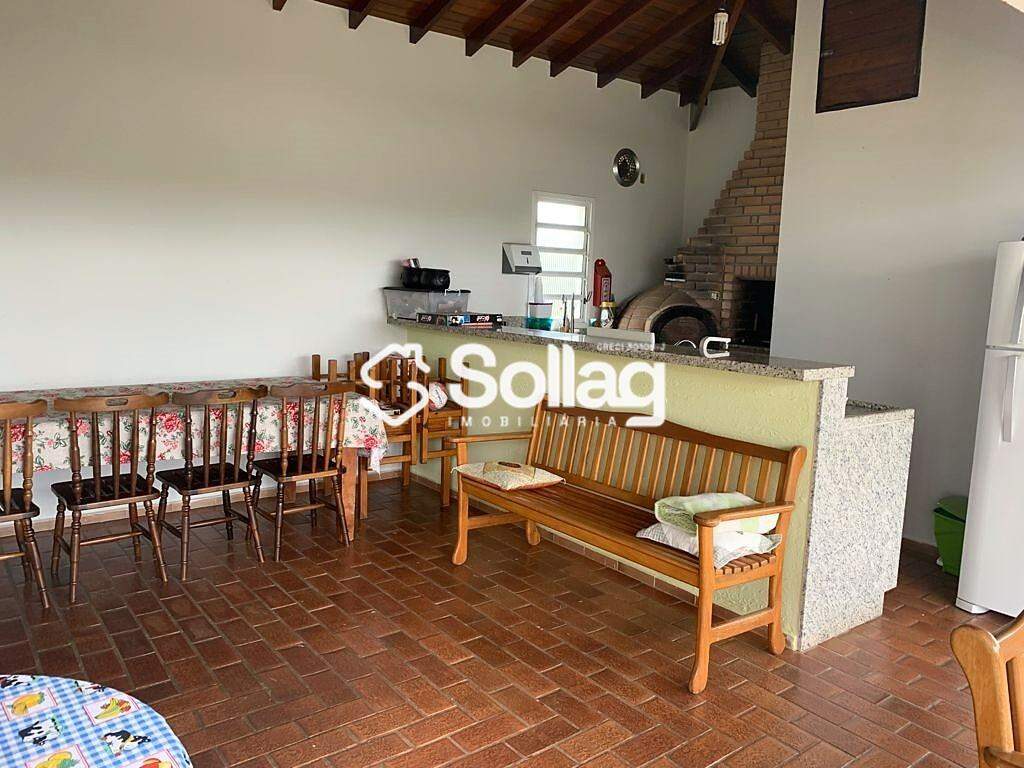 Casa em condomínio à venda no Condomínio Vila Hípica I: 