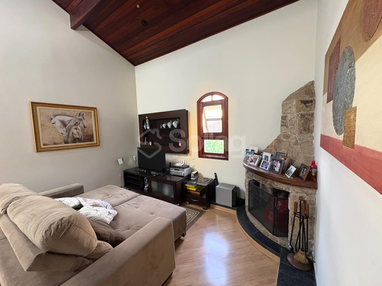 Casa em condomínio à venda no Condomínio Vista Alegre - Sede:
