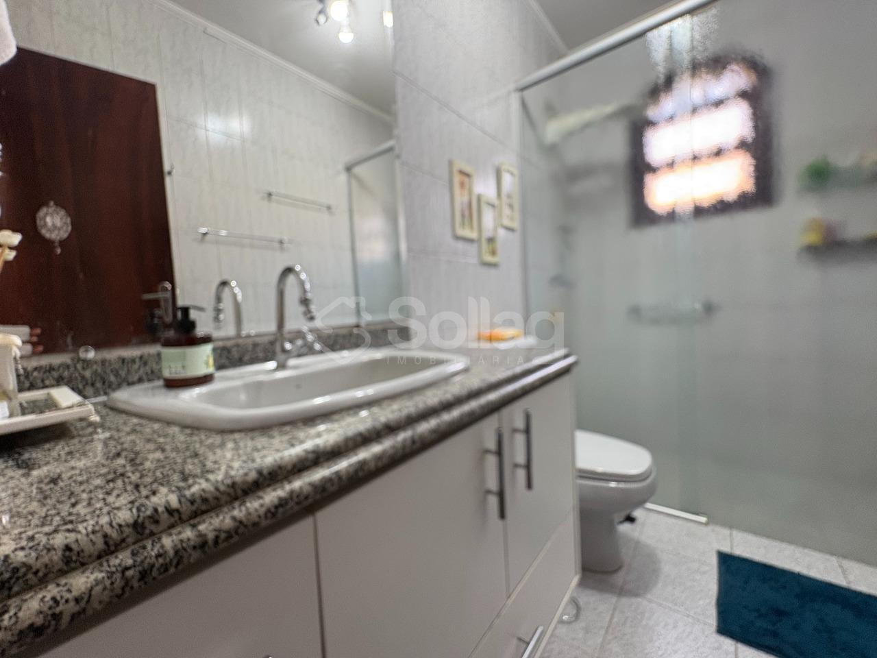 Casa em condomínio à venda no Condomínio Vista Alegre - Sede: