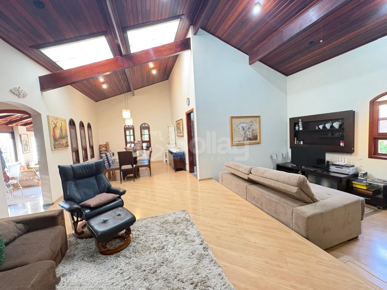 Casa em condomínio à venda no Condomínio Vista Alegre - Sede: