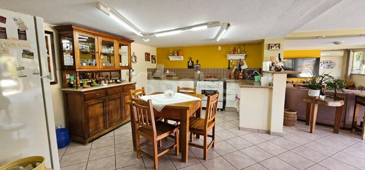 Casa em condomínio à venda no Condomínio Vista Alegre - Sede: