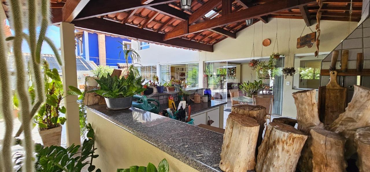 Casa em condomínio à venda no Condomínio Vista Alegre - Sede: