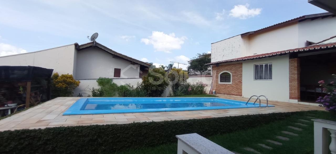 Casa à venda no Jardim Itália :