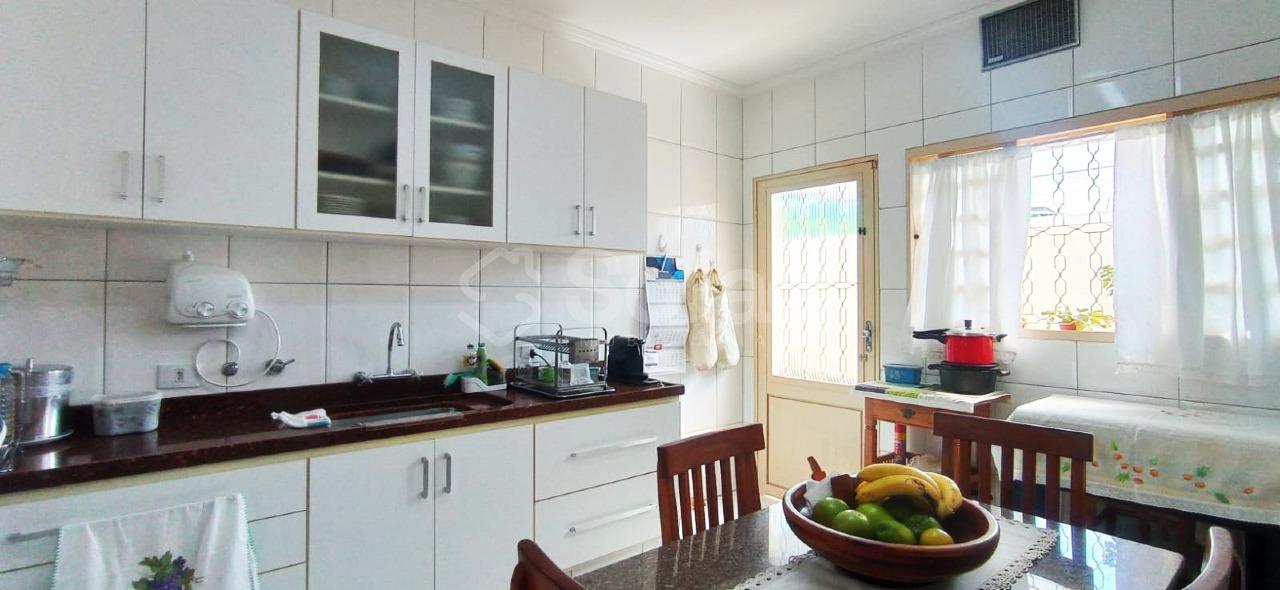 Casa à venda no Jardim Itália :