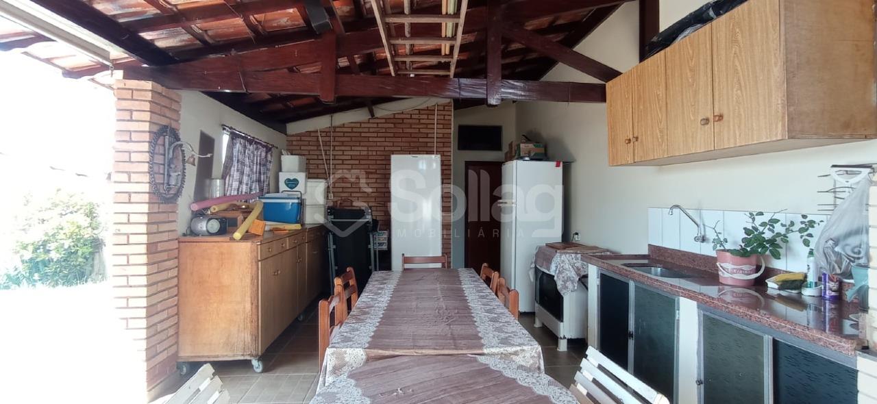 Casa à venda no Jardim Itália :