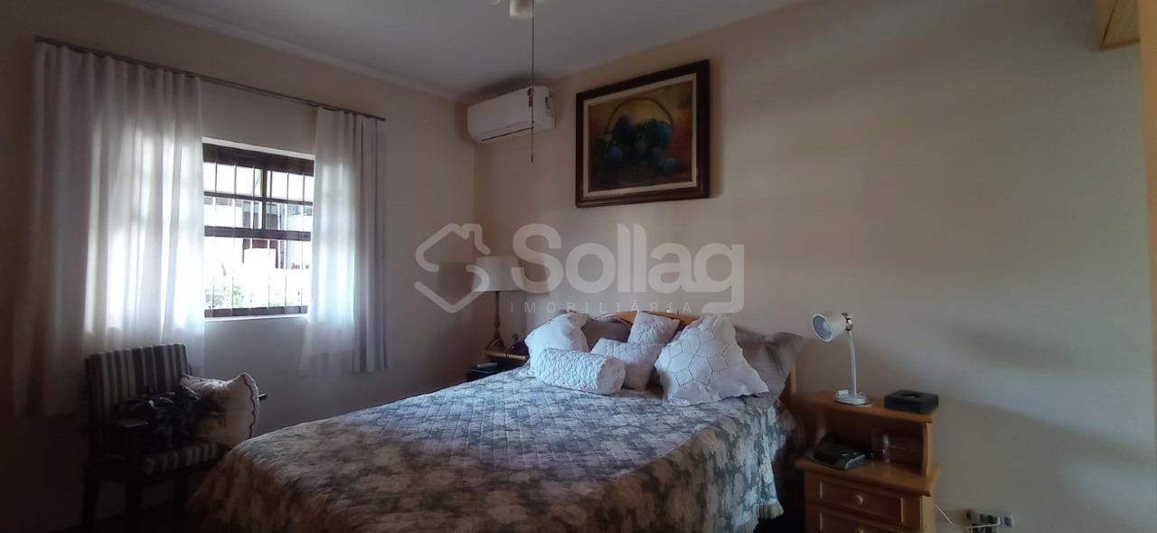 Casa à venda no Jardim Itália :