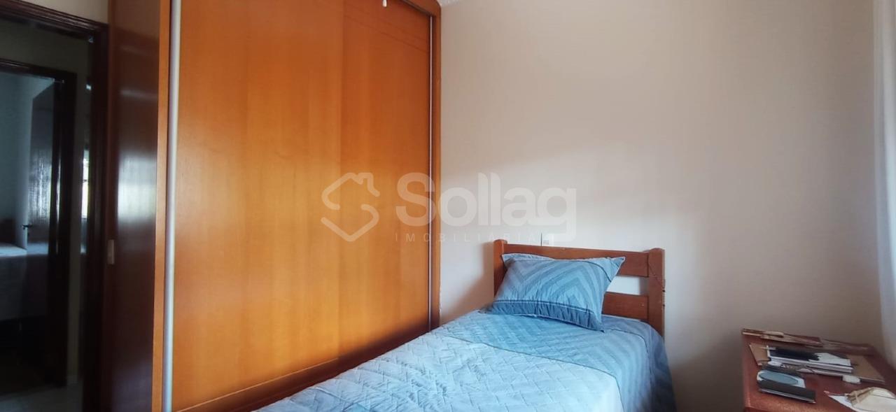 Casa à venda no Jardim Itália :