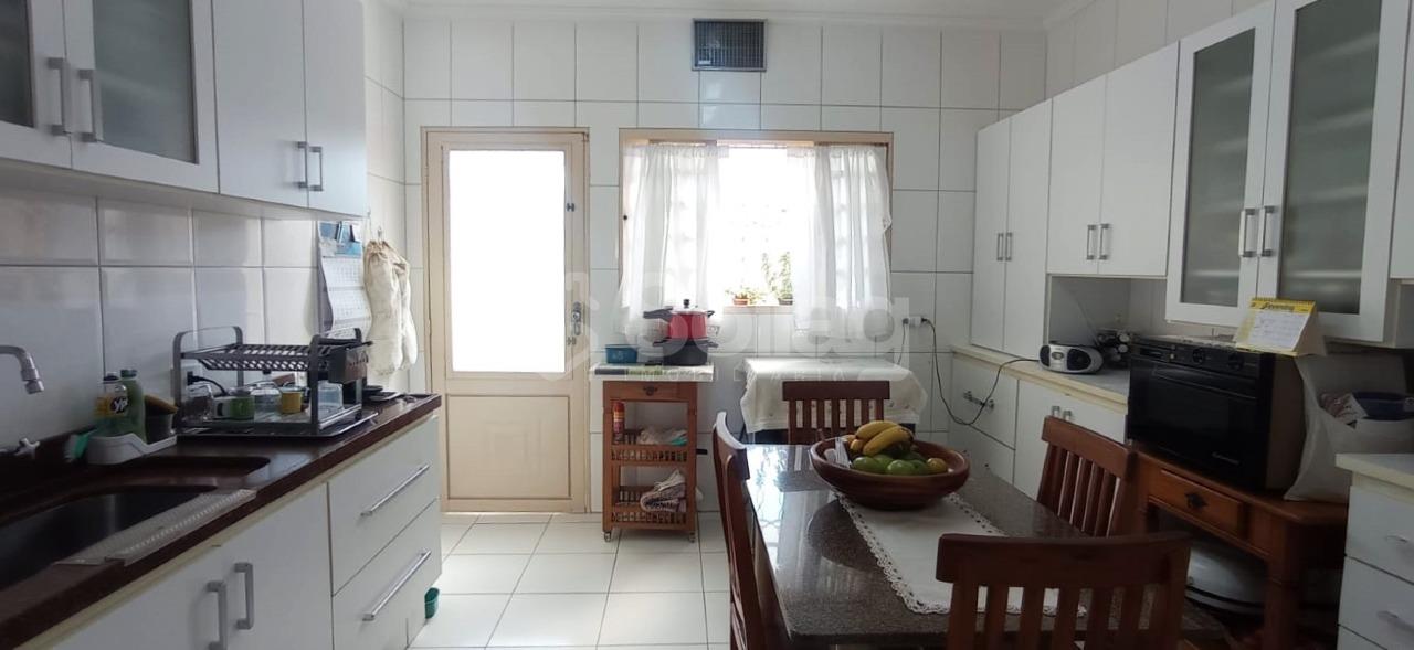 Casa à venda no Jardim Itália :