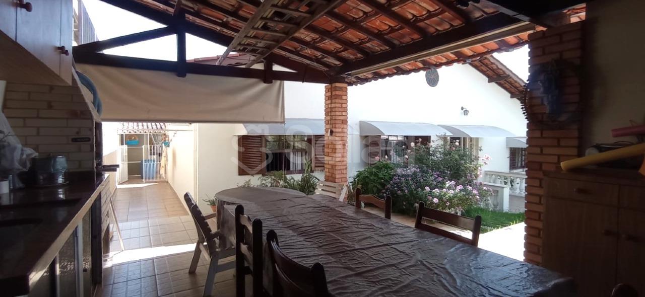 Casa à venda no Jardim Itália :