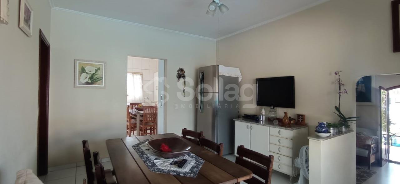 Casa à venda no Jardim Itália :