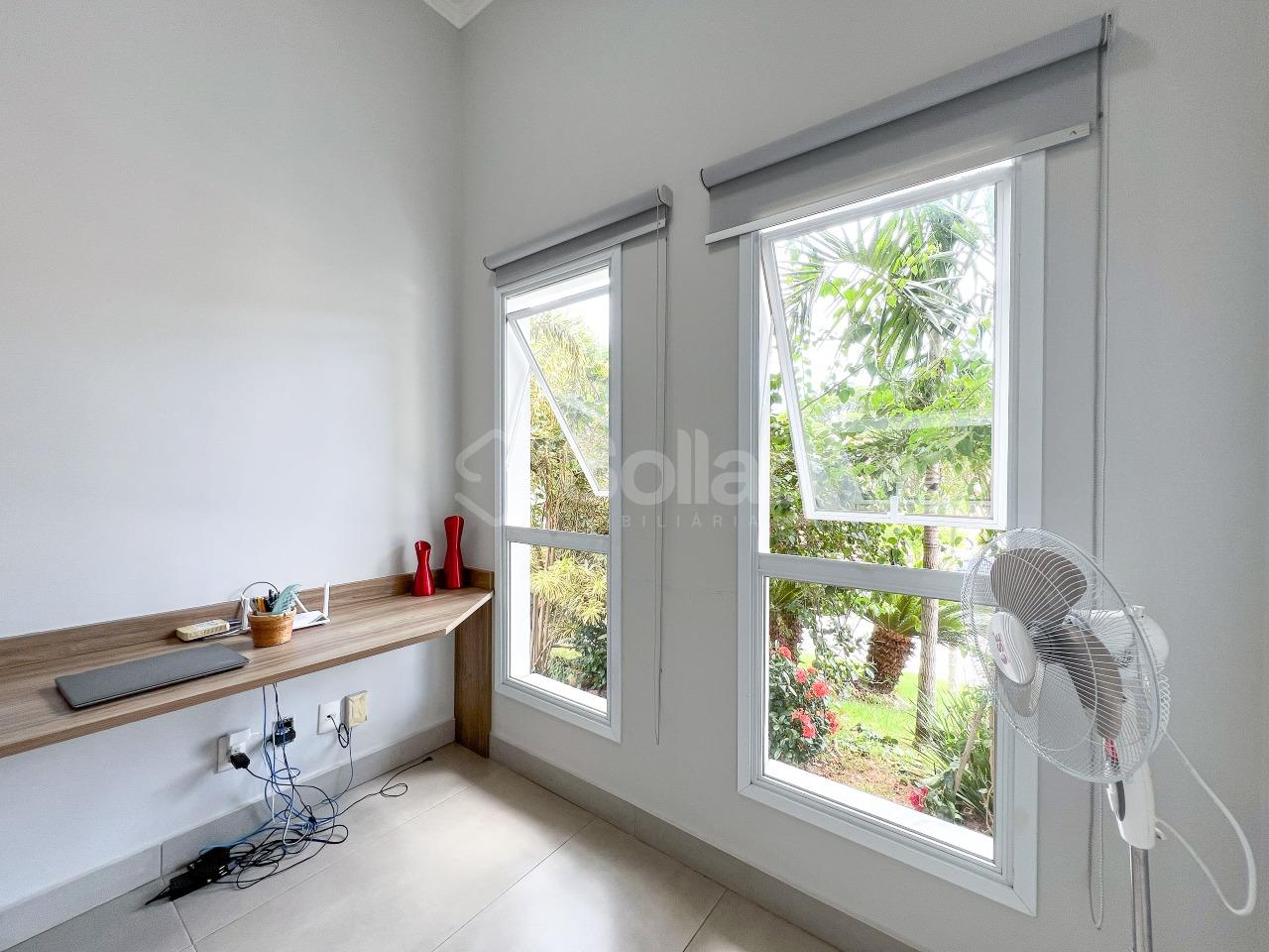 Casa em condomínio à venda no Condomínio Recanto dos Paturis: 