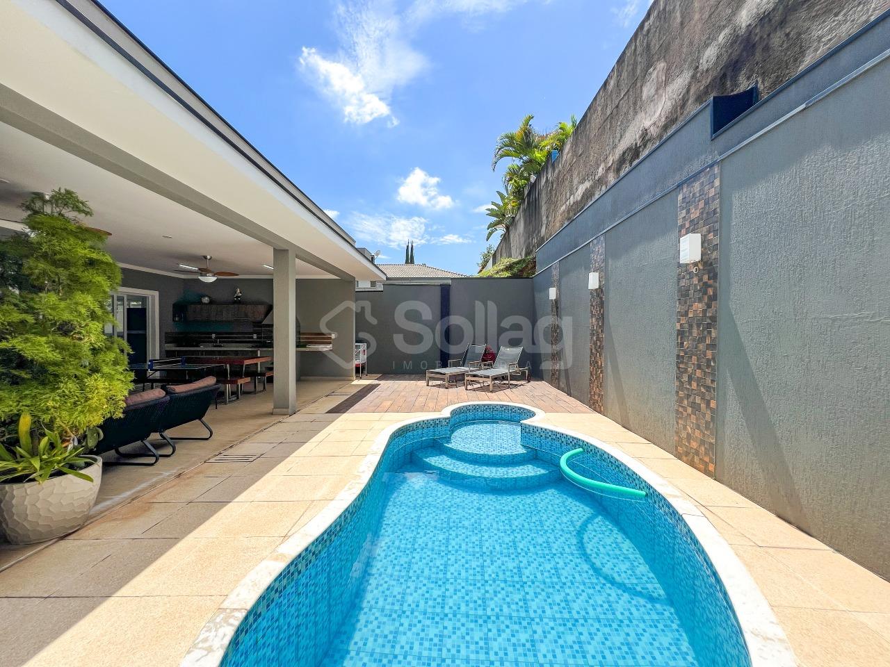 Casa em condomínio à venda no Condomínio Recanto dos Paturis: 