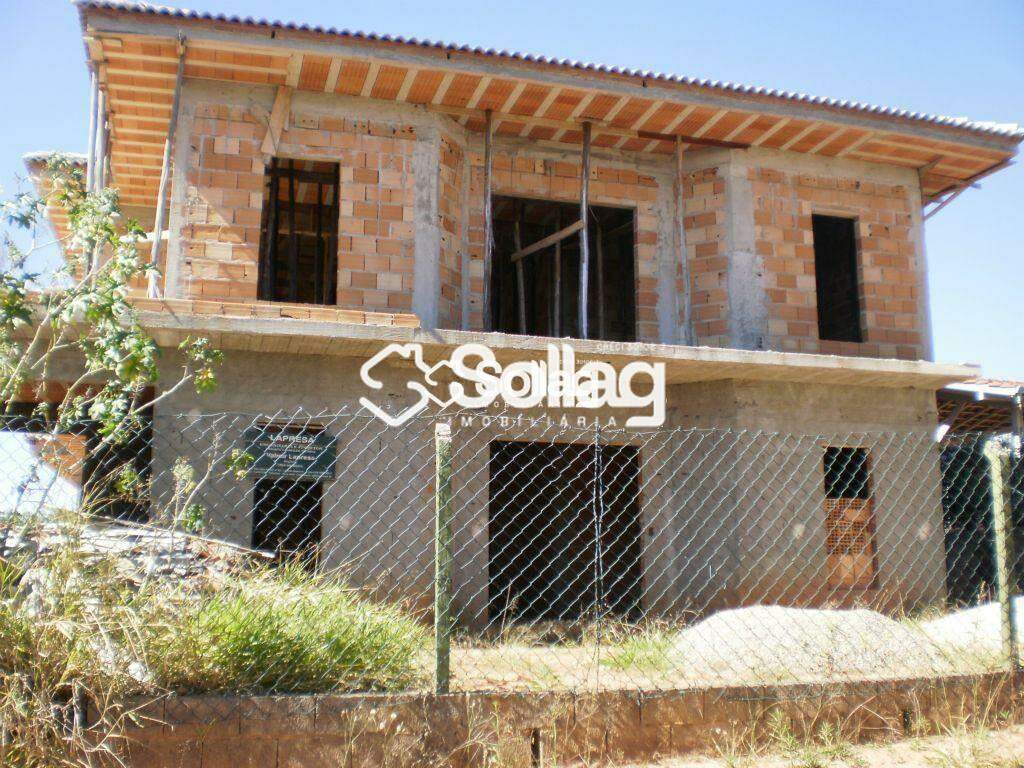 Casa à venda no Residencial Recanto dos Canjaranas: imagens_1872935018006F6FA2833CD1EDFCCBF1702CE97FB3DED97C.jpg