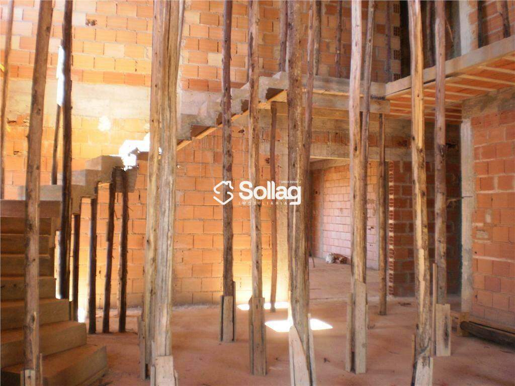 Casa à venda no Residencial Recanto dos Canjaranas: imagens_1872935058D2FE0DF22BF913A859EFA1402F9D0873FFE4D6.JPG