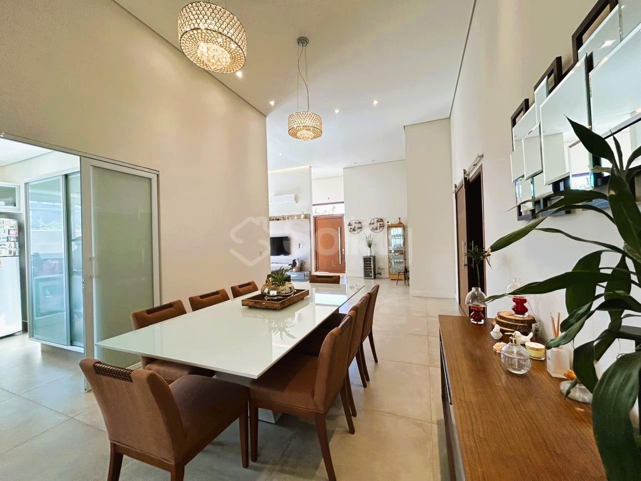 Casa em condomínio à venda no Condomínio Campo de Toscana: 