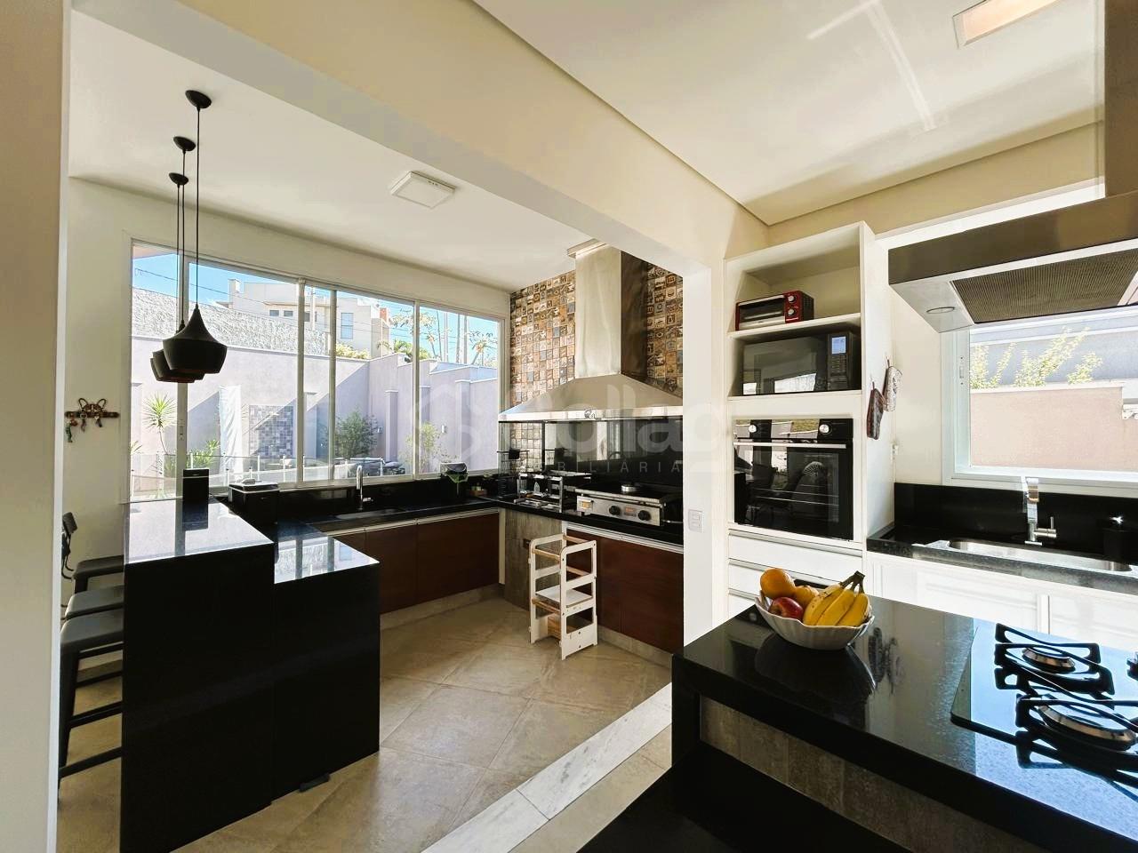 Casa em condomínio à venda no Condomínio Campo de Toscana: 