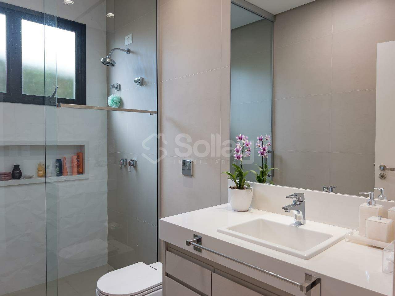 Casa em condomínio à venda no Condomínio Villa D`oro: 