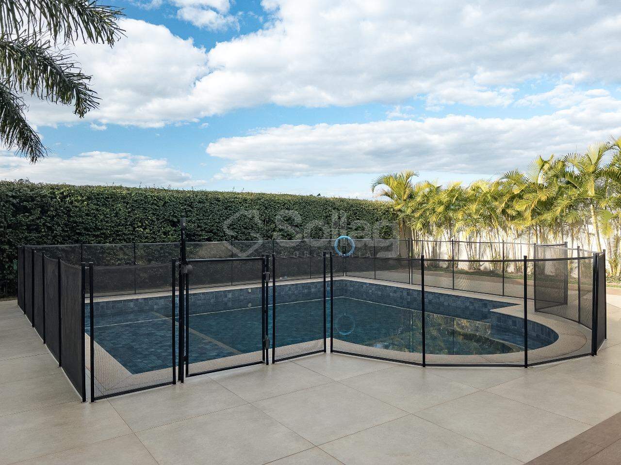 Casa em condomínio à venda no Condomínio Villa D`oro: 