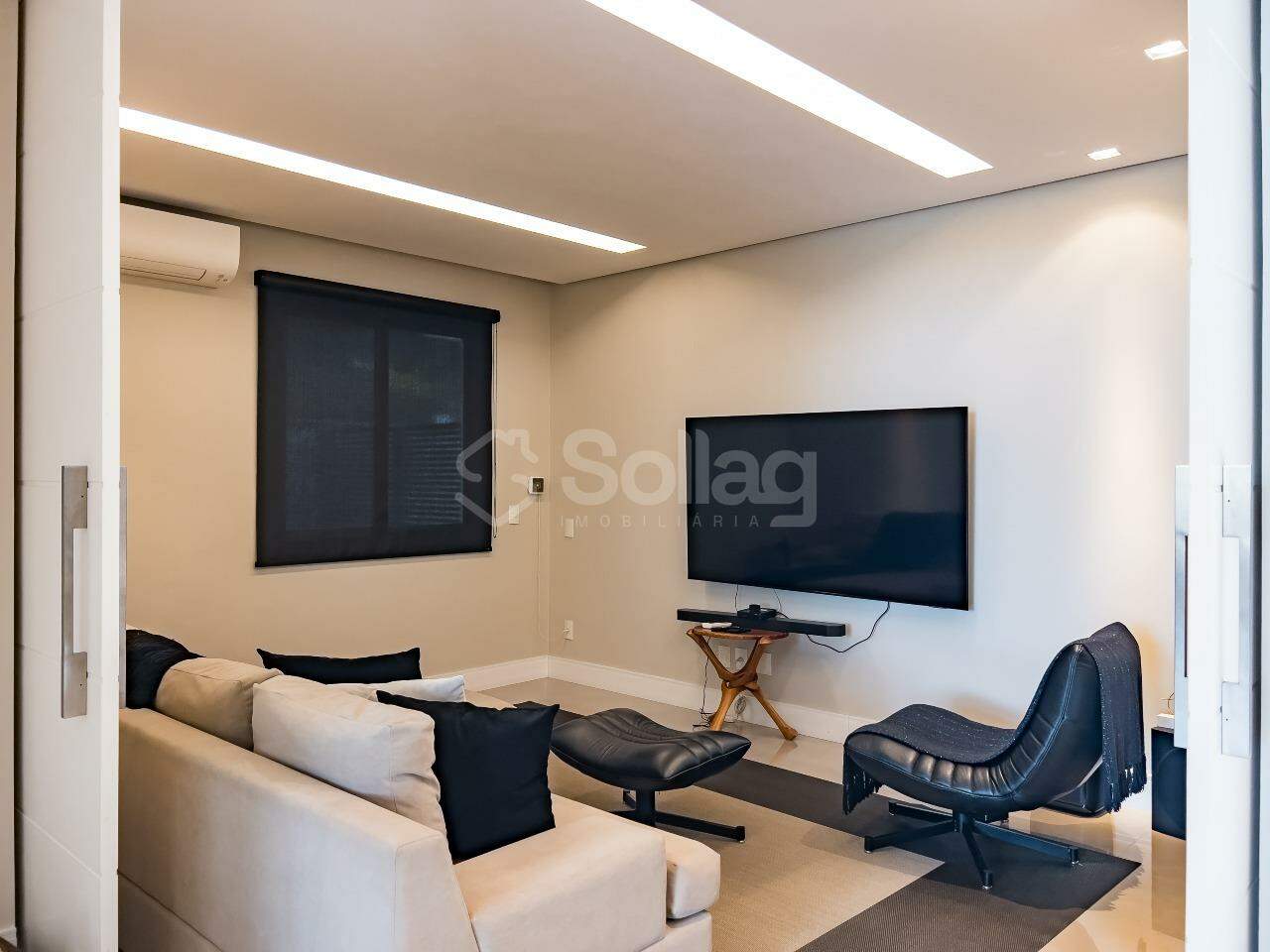 Casa em condomínio à venda no Condomínio Villa D`oro: 