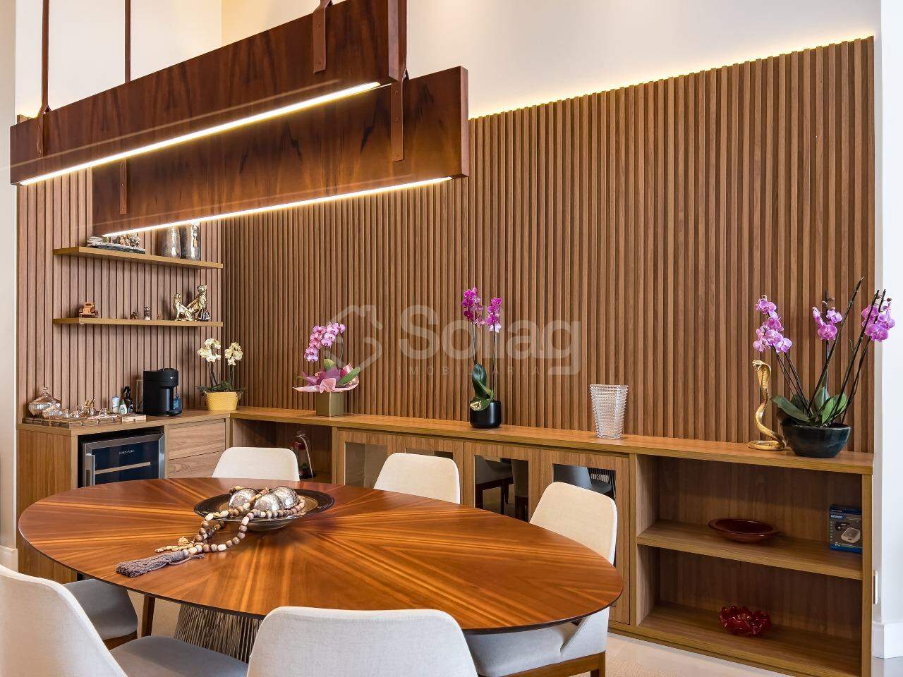 Casa em condomínio à venda no Condomínio Villa D`oro: 