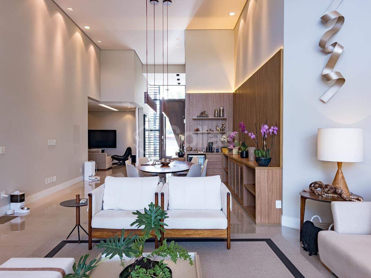 Casa em condomínio à venda no Condomínio Villa D`oro: 