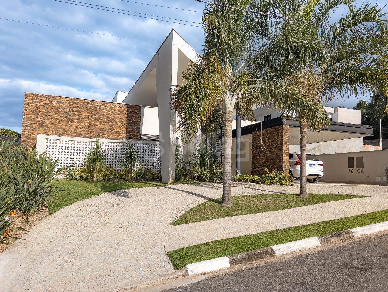 Casa em condomínio à venda no Condomínio Villa D`oro: 