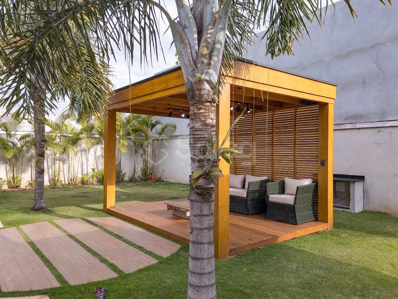 Casa em condomínio à venda no Condomínio Villa D`oro: 