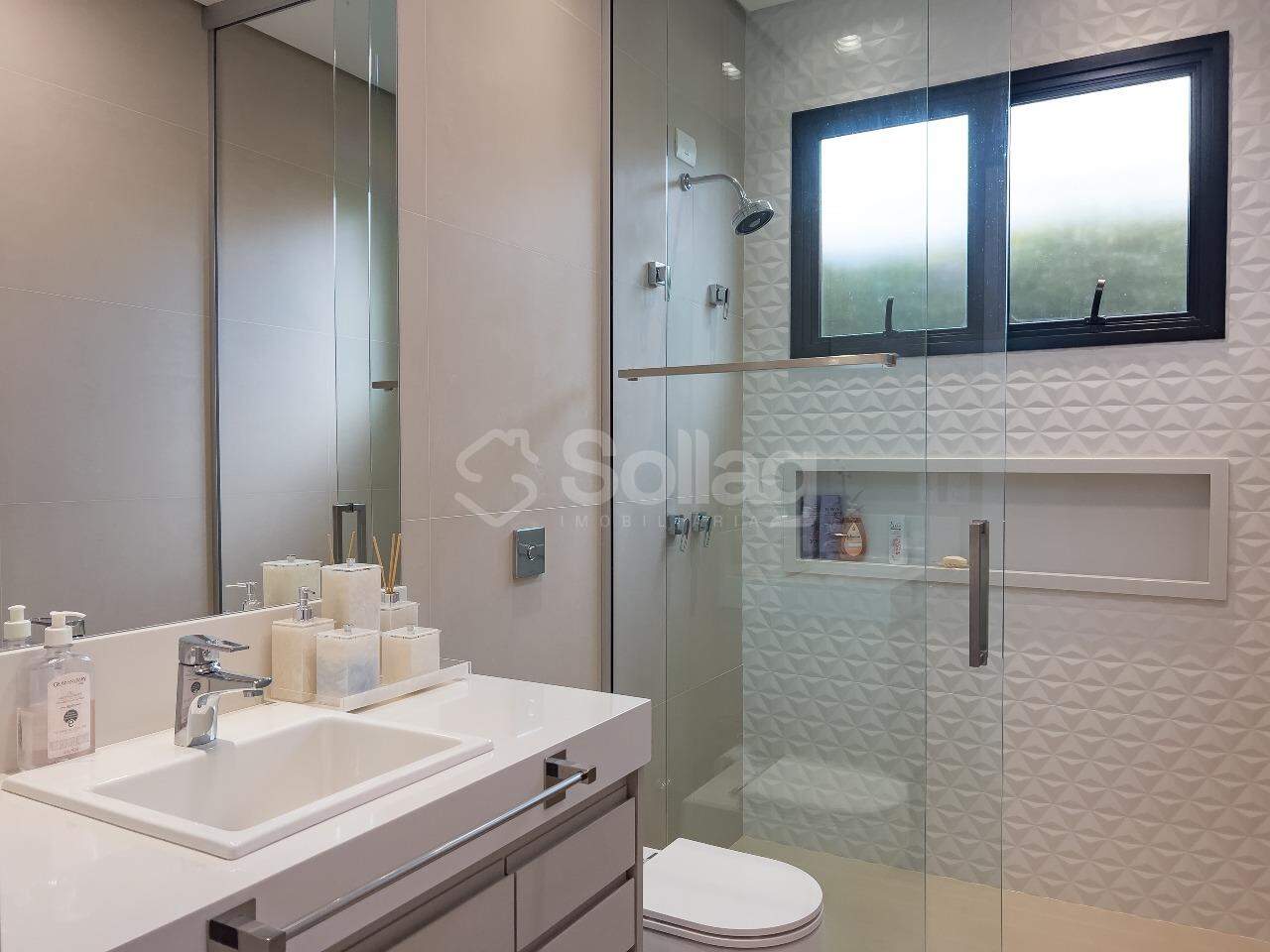 Casa em condomínio à venda no Condomínio Villa D`oro: 