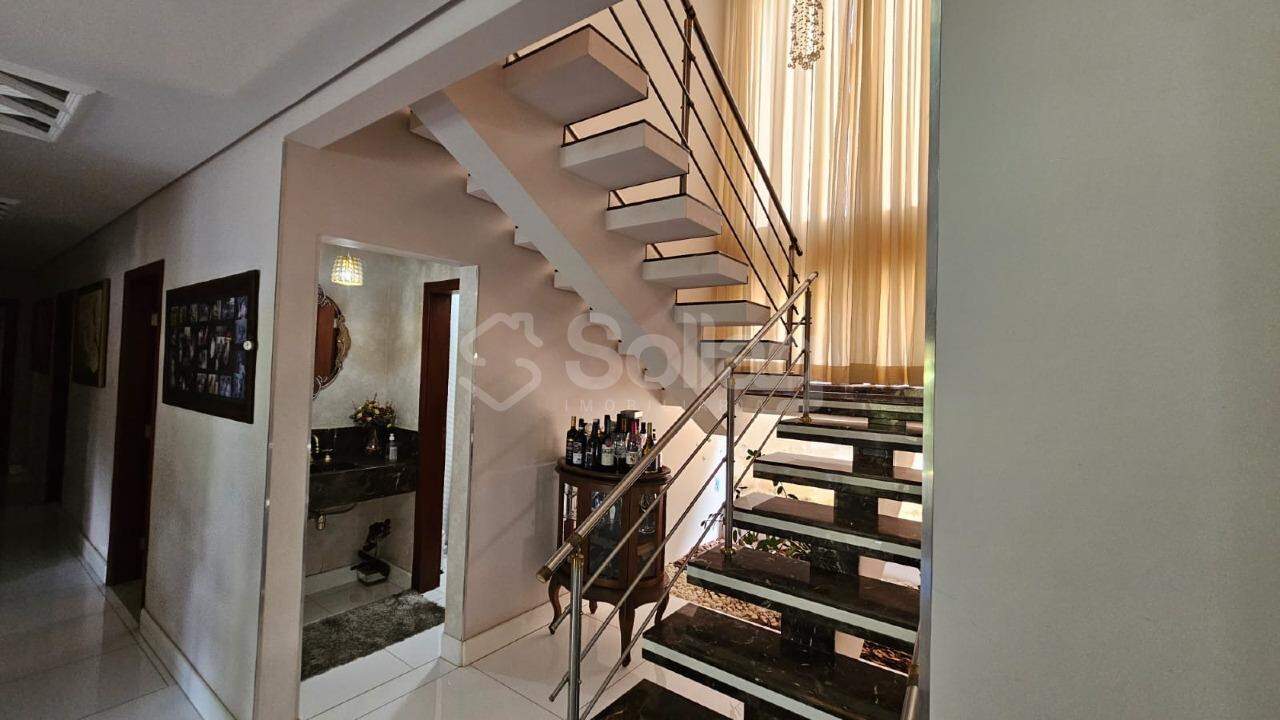 Casa em condomínio à venda no Condomínio Reserva dos Vinhedos: 