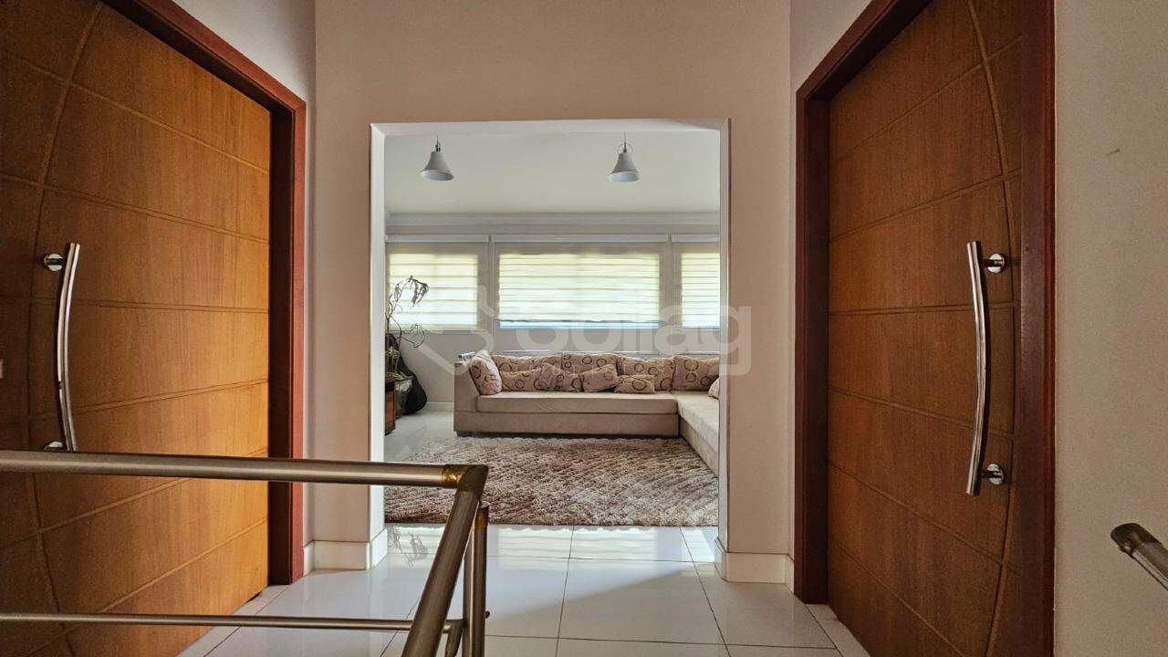 Casa em condomínio à venda no Condomínio Reserva dos Vinhedos: 