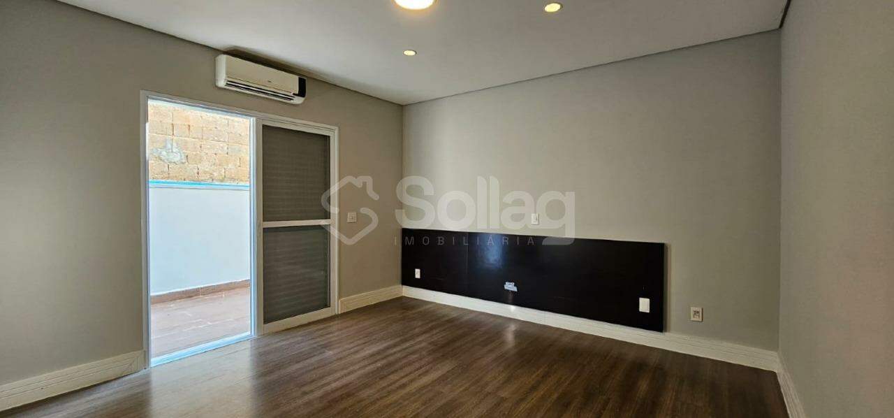 Casa em condomínio à venda no Condomínio Villagio Capriccio: 