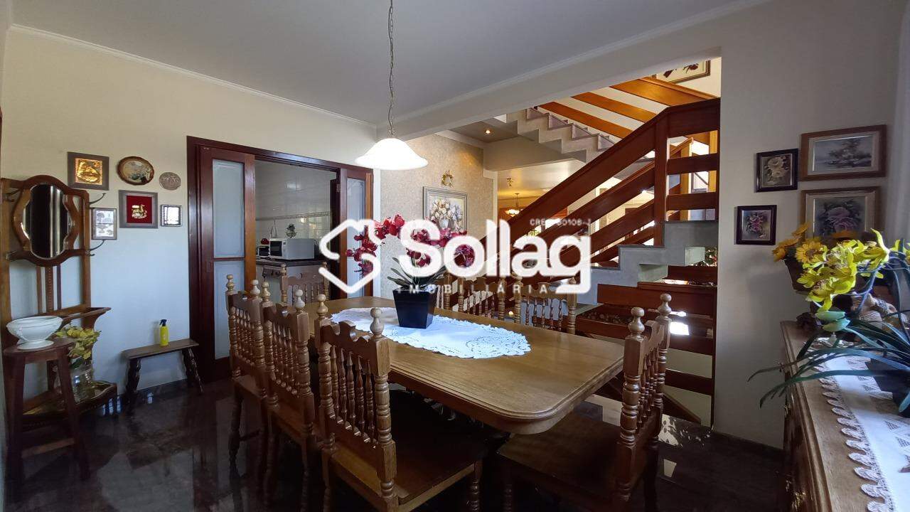 Casa em condomínio à venda no Condomínio Estância Marambaia: 