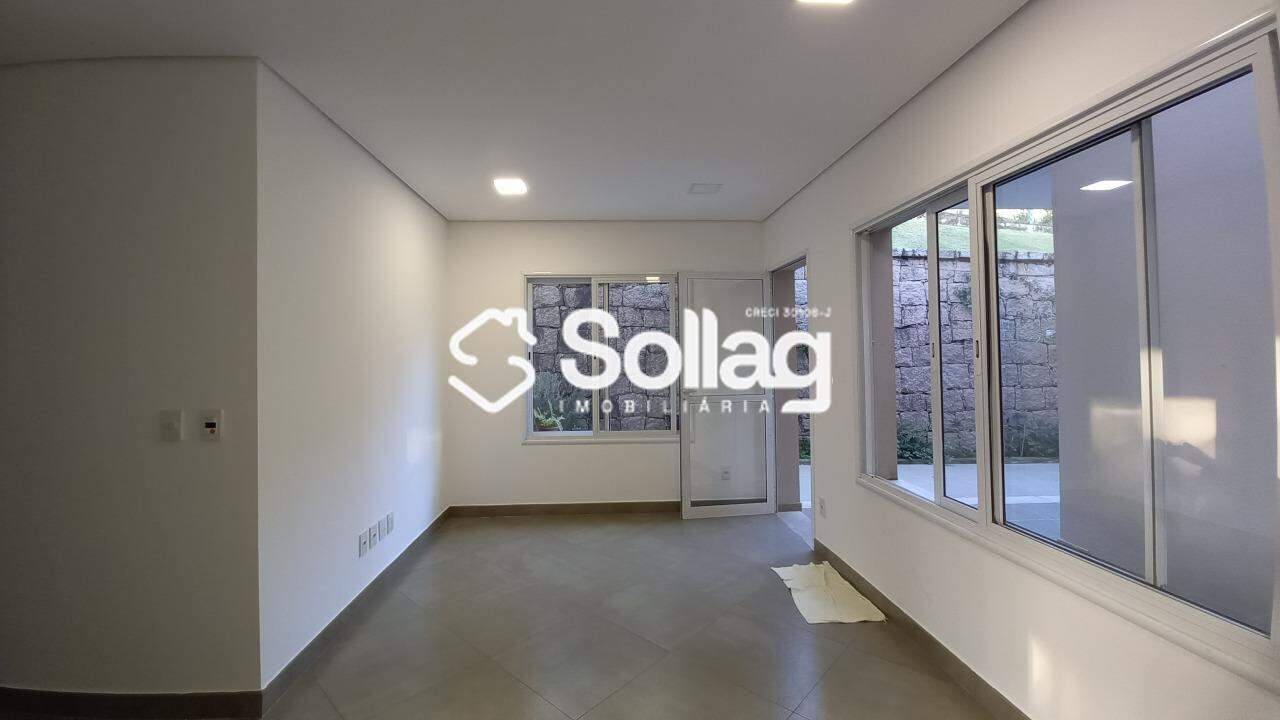 Casa em condomínio à venda no Condomínio Jardim Primavera: 