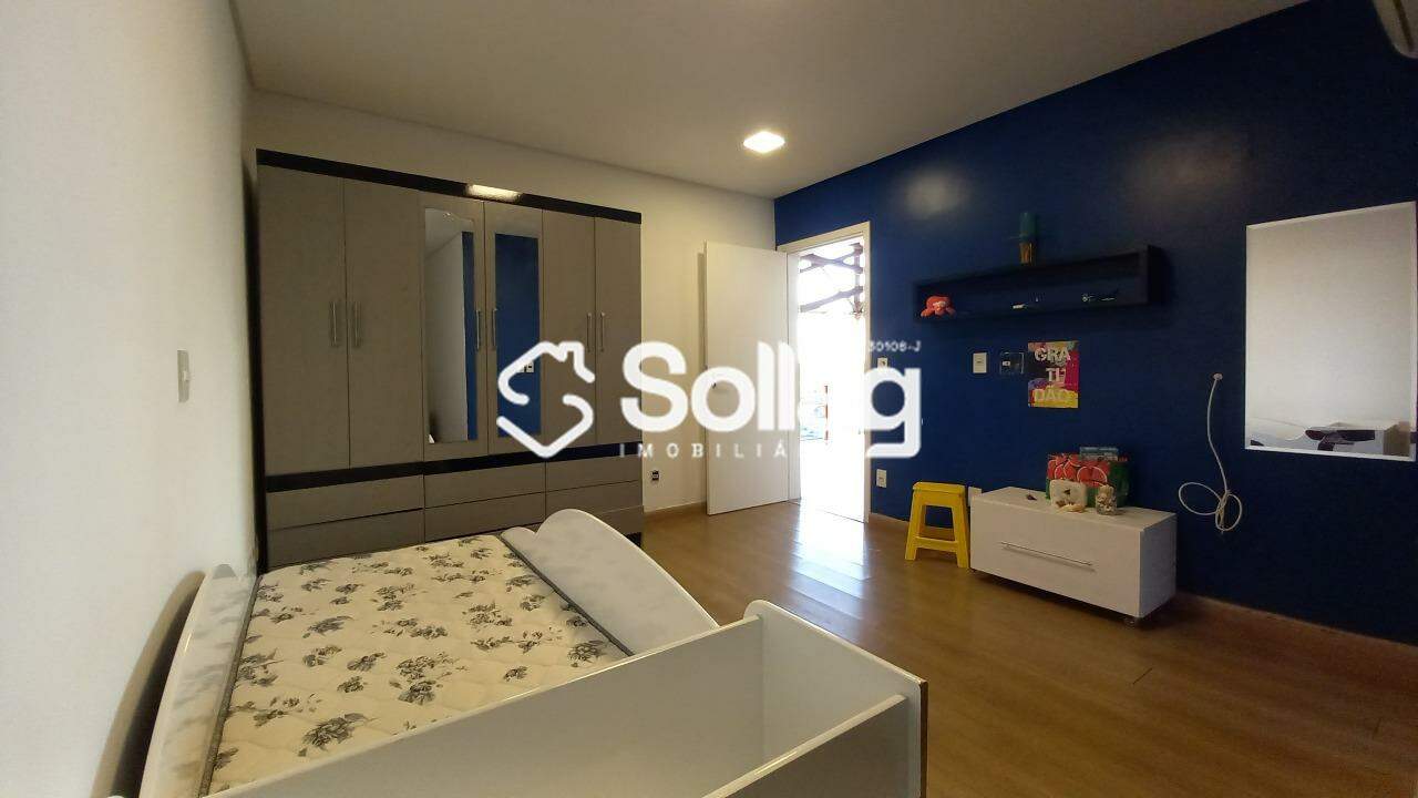 Casa em condomínio à venda no Condomínio Jardim Primavera: 