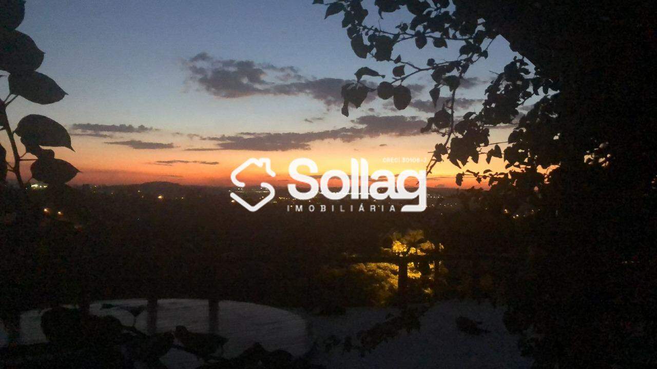 Casa em condomínio à venda no Condomínio Jardim Primavera: 