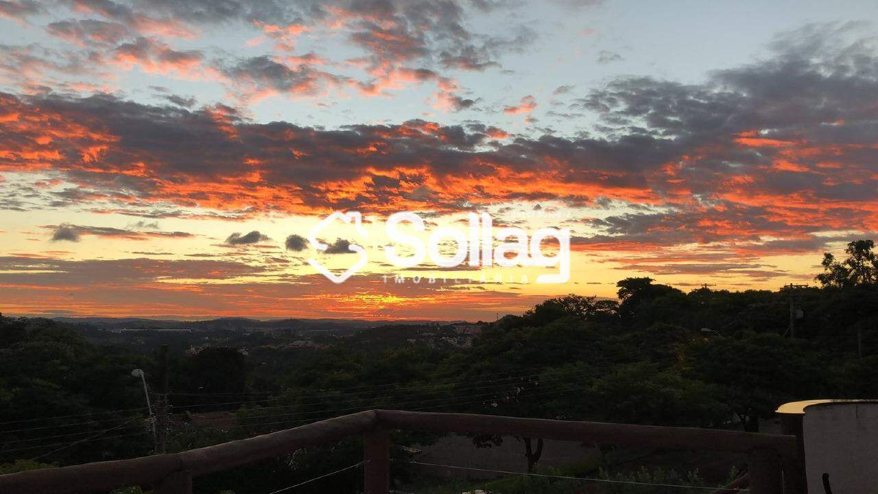 Casa em condomínio à venda no Condomínio Jardim Primavera: 