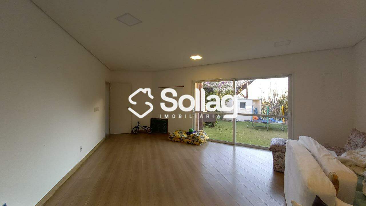 Casa em condomínio à venda no Condomínio Jardim Primavera: 