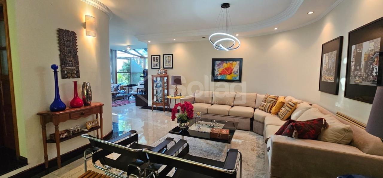 Casa em condomínio à venda no Condomínio São Joaquim: 