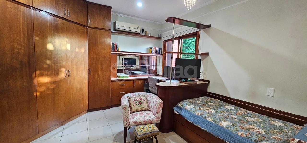 Casa em condomínio à venda no Condomínio São Joaquim: 