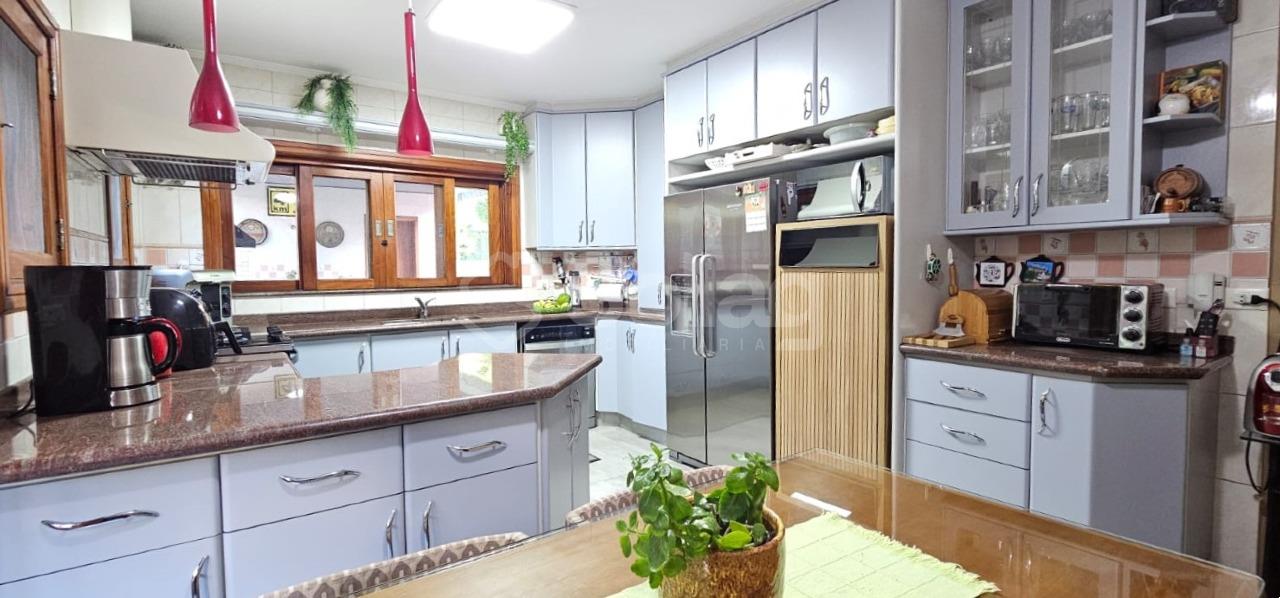 Casa em condomínio à venda no Condomínio São Joaquim: 