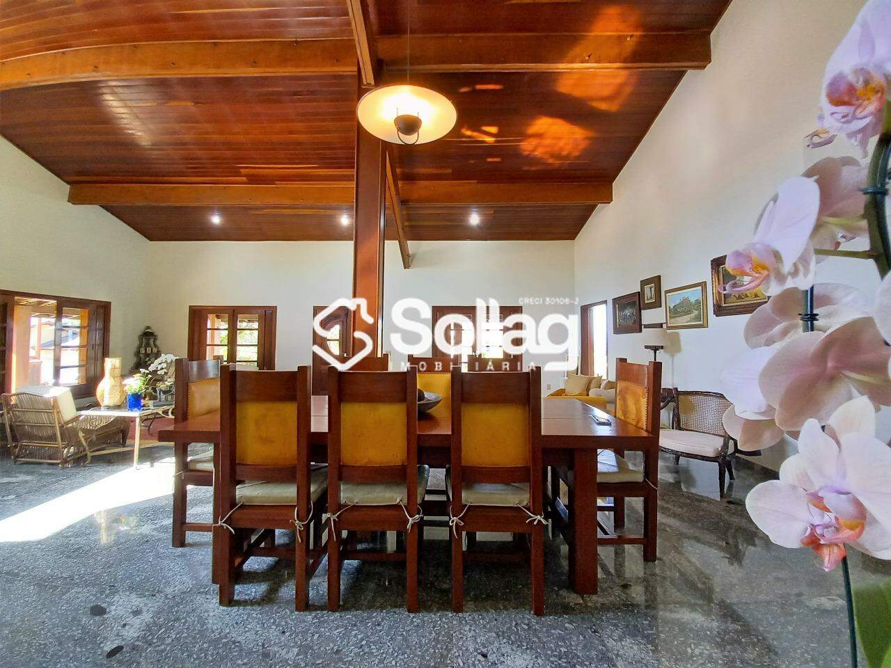 Casa em condomínio à venda no Condomínio Estância Marambaia: 