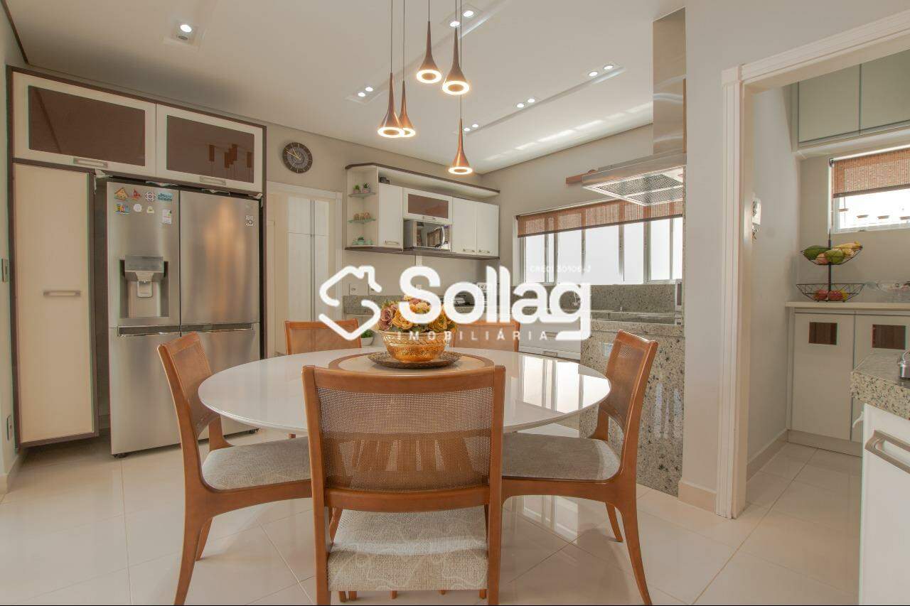 Casa em condomínio à venda no Condomínio Terras de Vinhedo: 